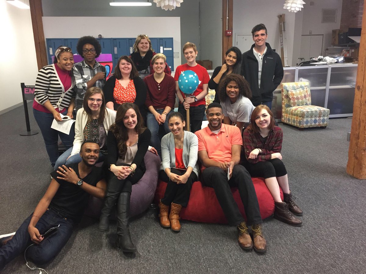 ColumbiaLoft's tweet photo. Happy birthday to our amazing Loft SOL Coordinator Jacki!! ❤️🎉🎉 #columchi #loftfamily #cccloft #jackiDaBomb https://t.co/PxGEn3hVCd