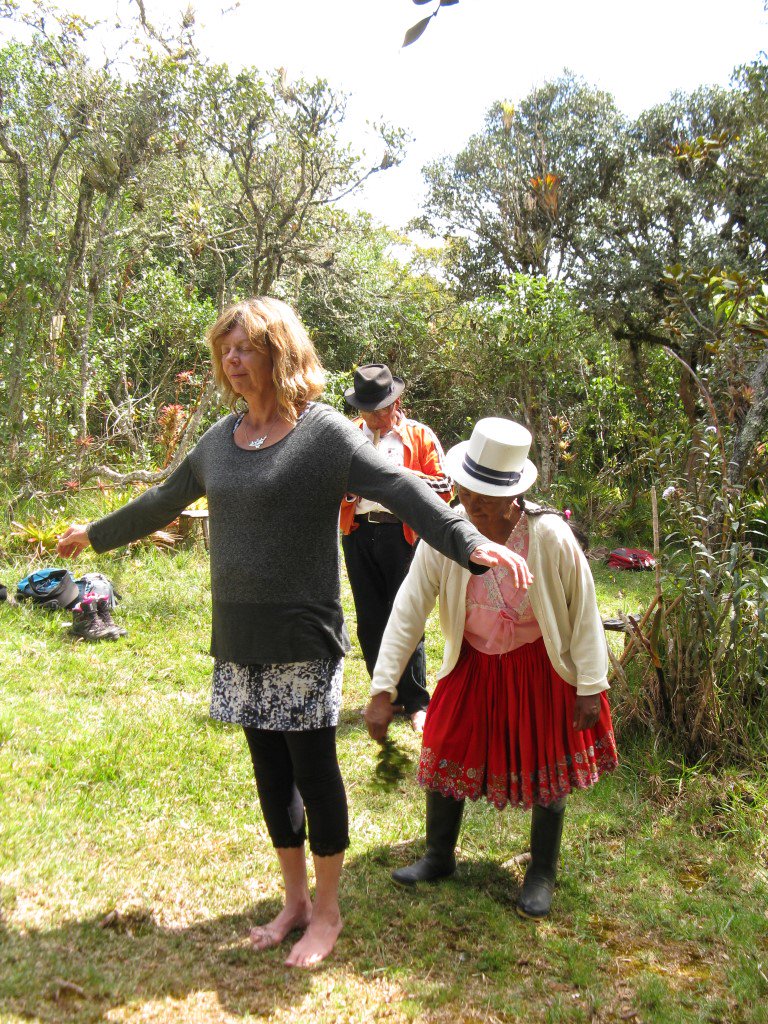 Arutamecotours's tweet image. #Energization #ritual in the #Andes #mountains! #ArutamEcotours #Ecuador #communitytourism arutamecotours.com/2016/03/31/sat…