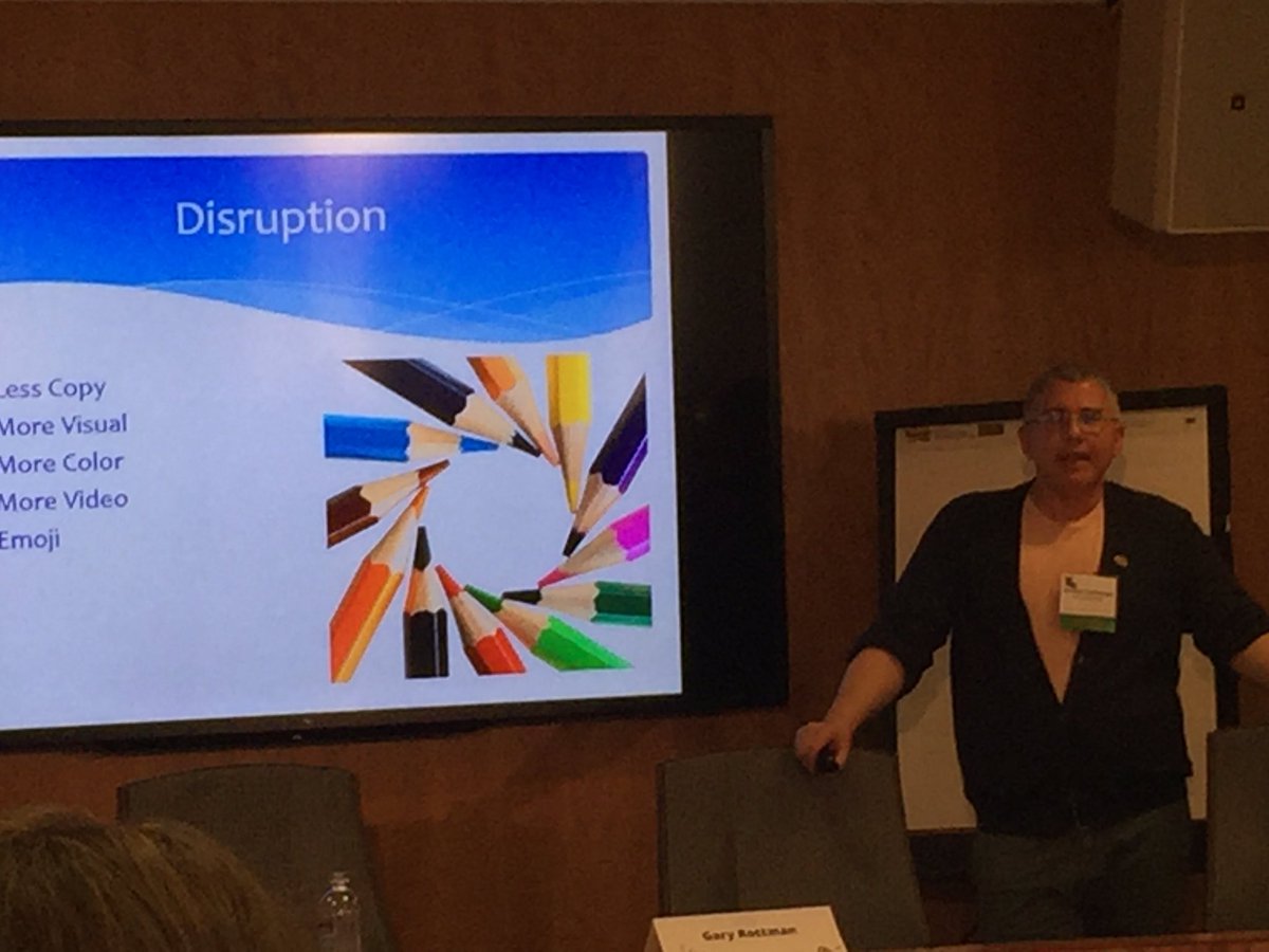 MACPA's tweet photo. .@CummingsMJ on changes in how ppl pay att'n in #digital age, more visual, more competition 4 att'n #commfood16 https://t.co/rZ8gEyf6KK