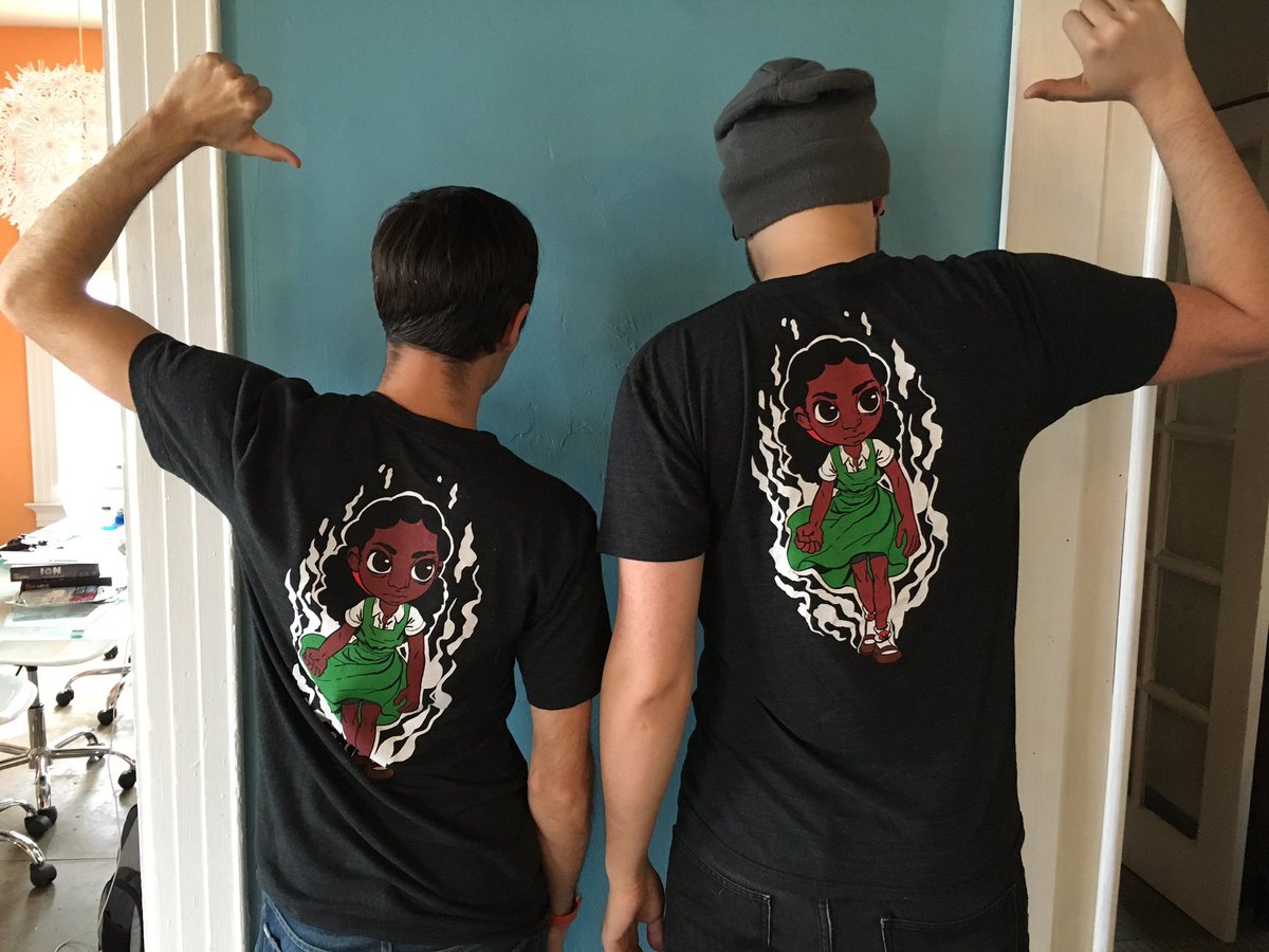 HappyBadgers's tweet photo. Oops, twin day. Who wore their #EarthKnight shirt better? @cleaversoft https://t.co/w8qYBmOf4v