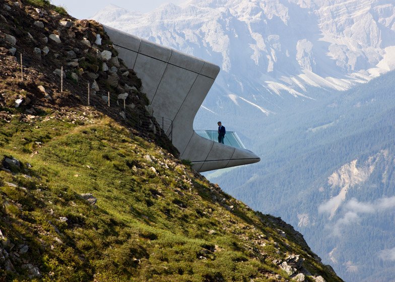 dezeen's tweet photo. Remembering Zaha Hadid: Messner Mountain Museum Corones https://t.co/ejknMnUn23 https://t.co/8NfWBaGxEO