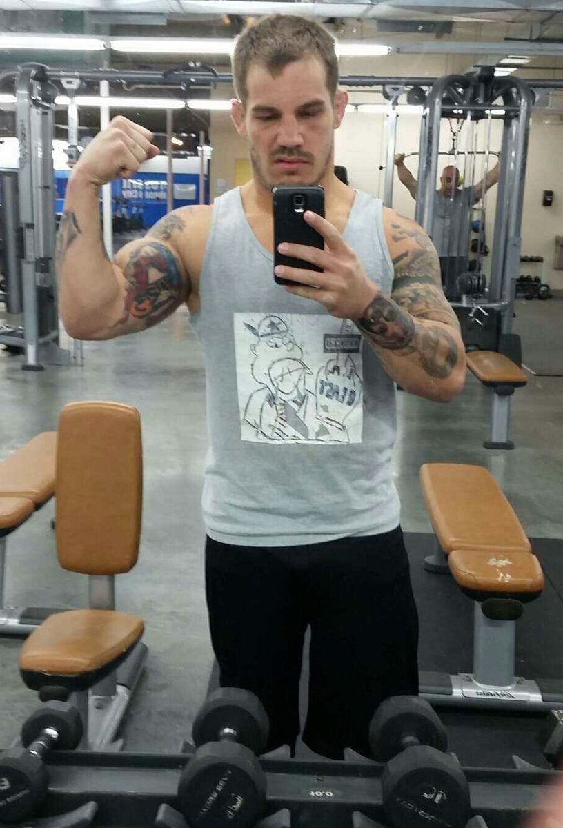 AdamTownsendMMA's tweet photo. My boy @SethHoutsma got me staying strong as i get smaller !!
#PRIMETIME #MAINEVENT #stevenwho https://t.co/gMfcY1uJiJ
