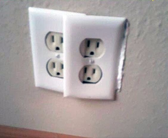 Amped_Electric's tweet image. Hopefully next time they call a professional! #ElectricServices #ElectricFail