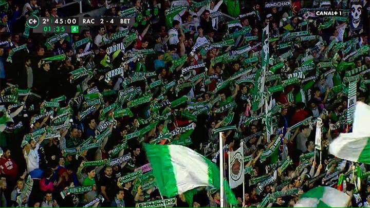Multi_Aficion's tweet photo. RT si crees que la afición del Oviedo es mejor.

LIKE si crees que la del Racing es mejor. https://t.co/vxxM8Xv7uM
