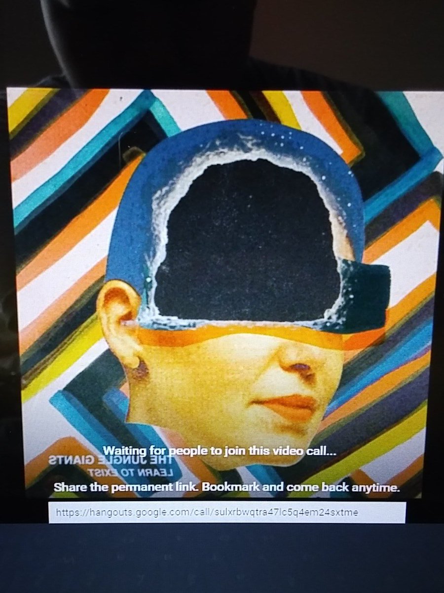 molejules's tweet image. Ever tuned into Radio @Pocketnow? The #PNowWeekly id's next hour.