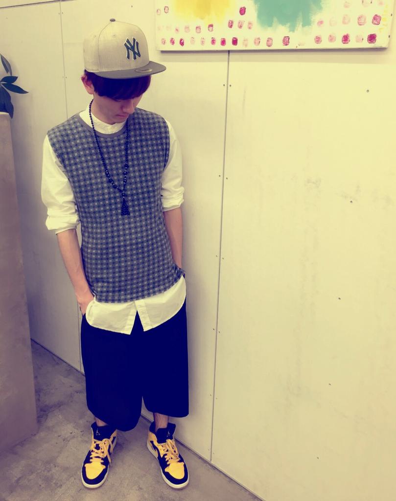 lipps_mizoguchi's tweet image. 本日の仕事着(._.)キャップ→#NEWERA トップス→#Nハリ シューズ→#AIRJORDAN #スナップ #ファッション #コーデ #ootd 明日から４月‼新しい仲間も増え‼明るく‼元気に‼イキイキと‼‼‼＼(^^)／ 笑