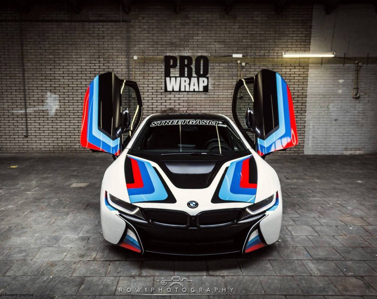 on Twitter: "Does a custom wrap make this the best looking #BMW i8 yet?