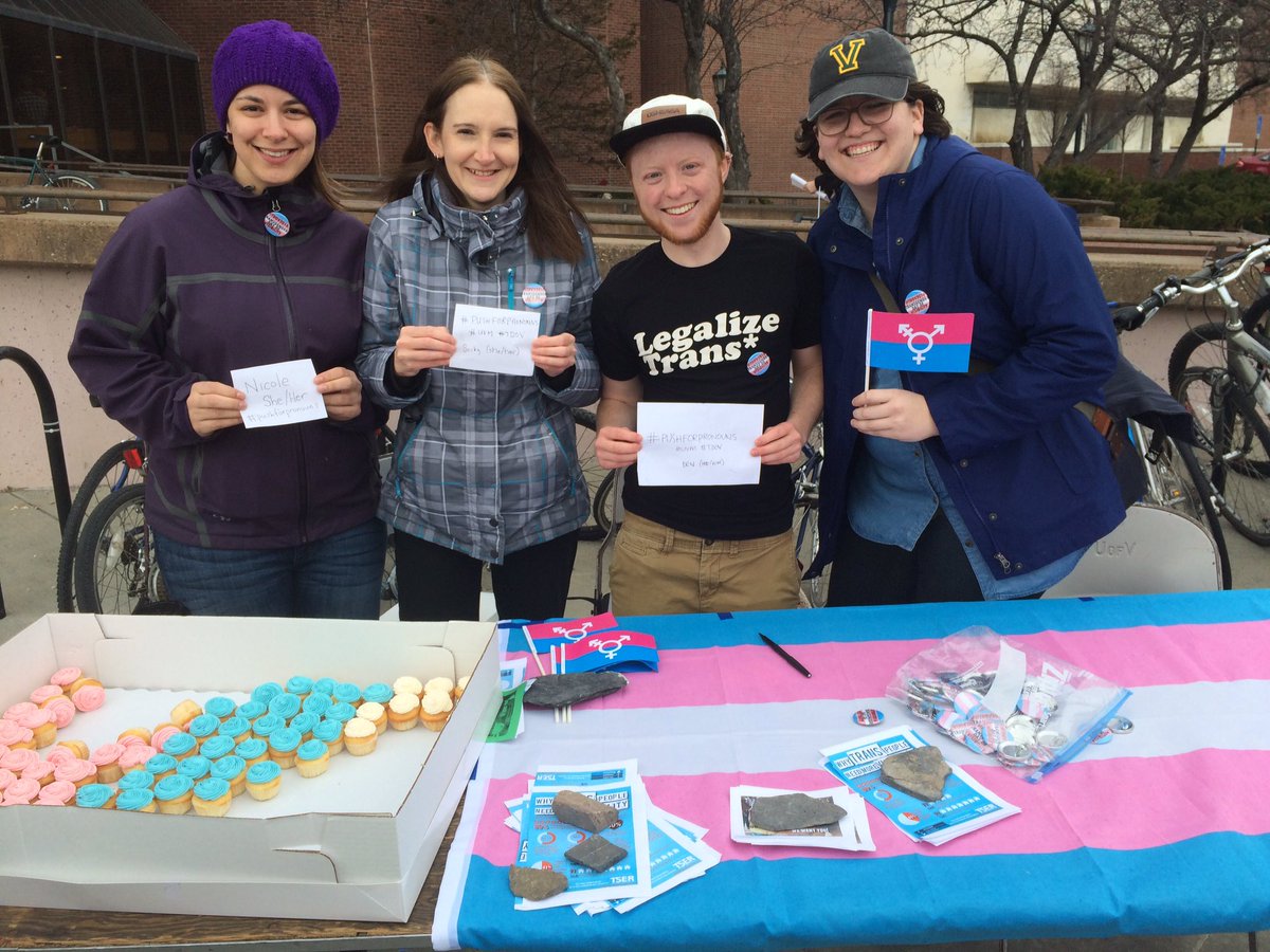 pushforpronouns's tweet photo. @uvmvermont students support #pushforpronouns on #TDOV #TDOV16  #OUTvisible #transgenderequality #LGBTHealthWeek https://t.co/tFvw3O3liz