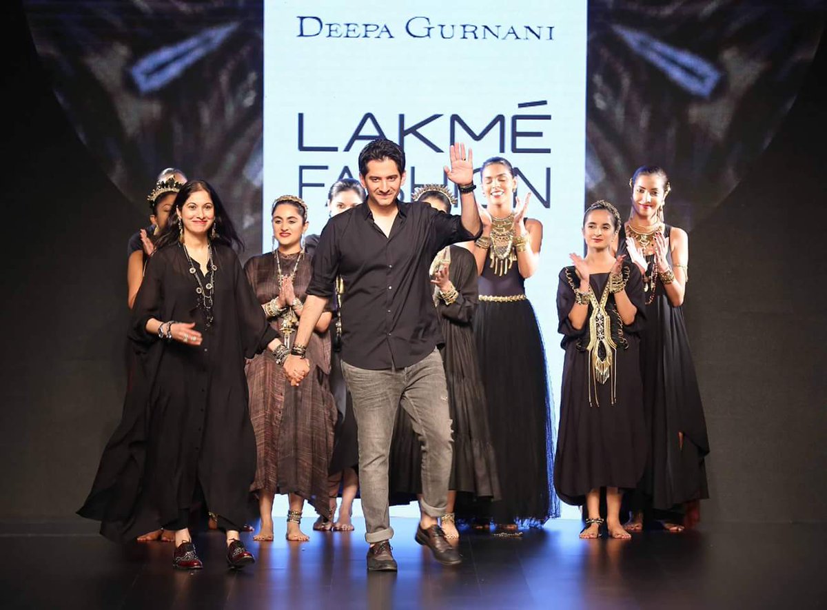 LakmeFashionWk's tweet photo. @DeepaGurnani from #IndiaCollective at #LakmeFashionWeek https://t.co/vXTBJ5APKp