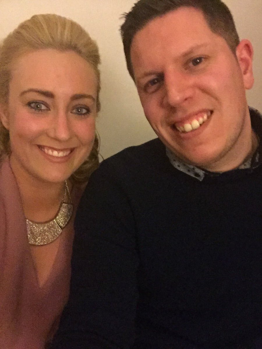 Jenn_A_Malley's tweet photo. me and hubby 💗 https://t.co/tW4Ca1QP0o