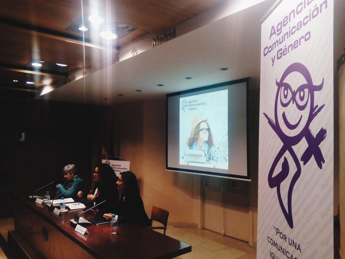 Paragora_AV's tweet photo. Gran ponencia sobre la importancia de la perspectiva de género en la comunicación. @AgenciaCyGenero @IsaMastro https://t.co/HZ6he5KarC