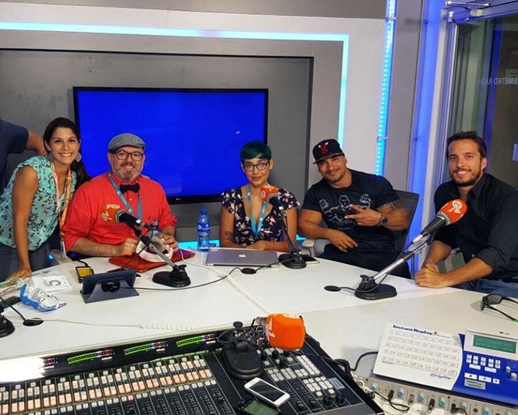barstarzz's tweet photo. @barstarzzpanama 's @fer_barstarzz &amp; @gokufitness507 on Panama Radio talking about #barstarzz 🇵🇦
#barstarzzpanama https://t.co/xDZbihzCQC