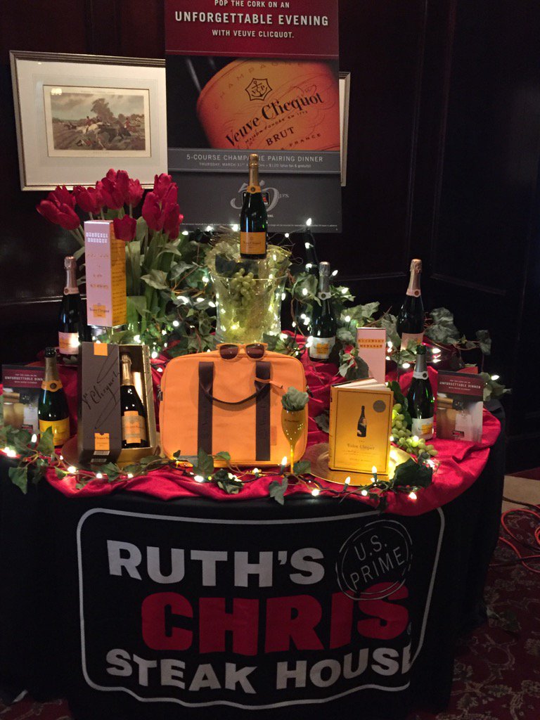 tomisabella3's tweet photo. Ready for the Veuve Clicqout Champagne Dinner @RuthsChris_PIK. See you tonight https://t.co/Alko4SorVd