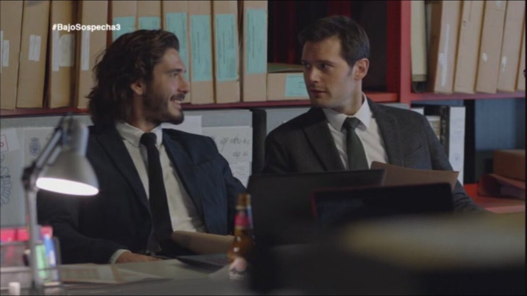 YonGonzalez_CF's tweet photo. Yon González &amp; @Hug0Becker 
@BajoSospechaA3 
¡Queremos 3ª temporada! https://t.co/uaYbWfyAq6