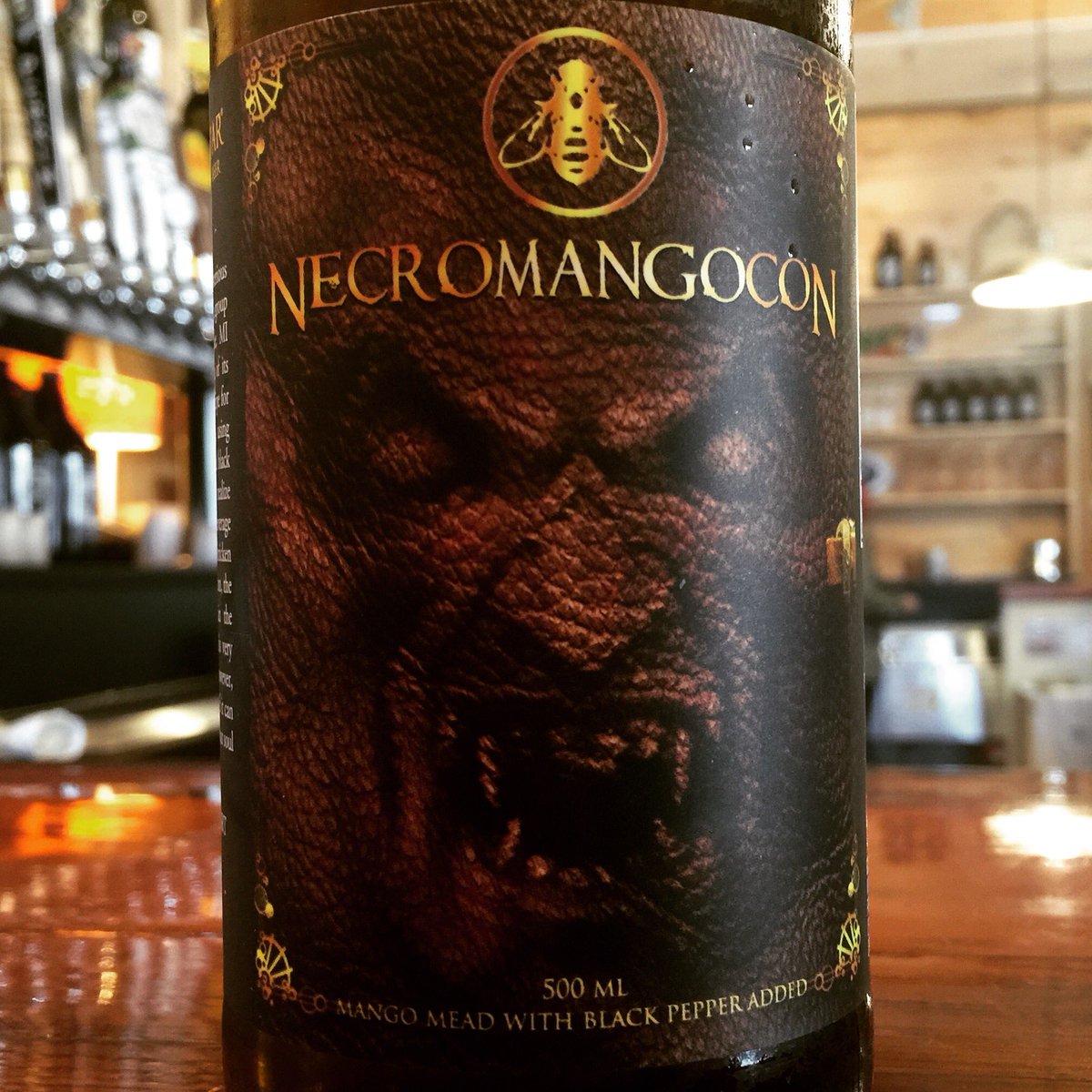 MBrewFerndale's tweet photo. @bnektar 'Necromangocon': Mango & Black Pepper #Mead. ABV 6.0% #mbrew #bnektar https://t.co/Vqxx14R0e7