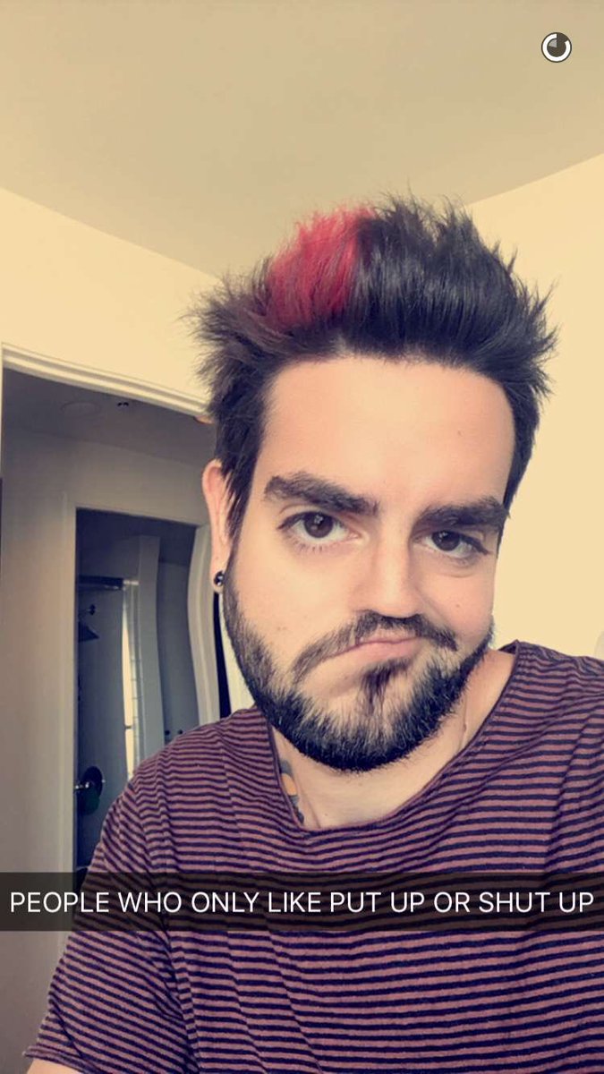 boyfriendnat's tweet photo. @JackAllTimeLow the accuracy is spot on. Jack, we are one. https://t.co/I6jSo5LmX5