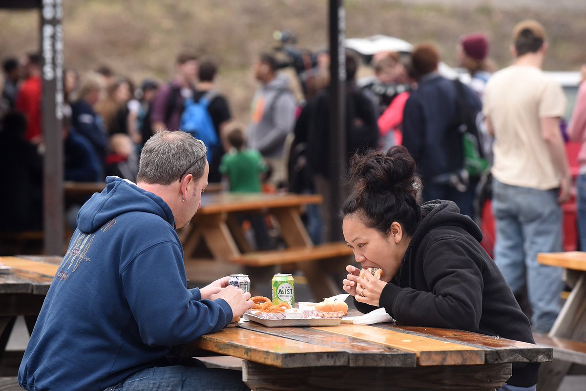EricaPhotog's tweet photo. It sure is Spring time! - Jumpin' Jack's Opens in Scotia https://t.co/huyDVHafUu #dgazette https://t.co/xgsWQIg6pO