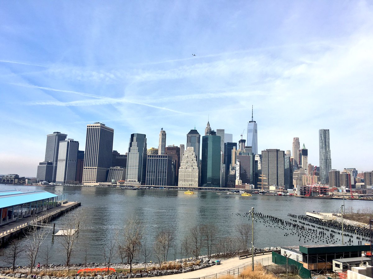 BBC_Travel's tweet photo. Sometimes you have to go to Brooklyn to truly appreciate Manhattan! @Travelogged #BBCLocalite #NYC https://t.co/Rj92bLC2eQ