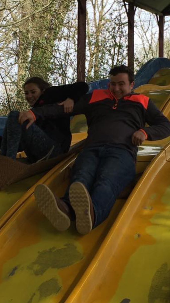 siob_bb's tweet photo. Slidin in ya girls DM's like https://t.co/P6krfPSyWk