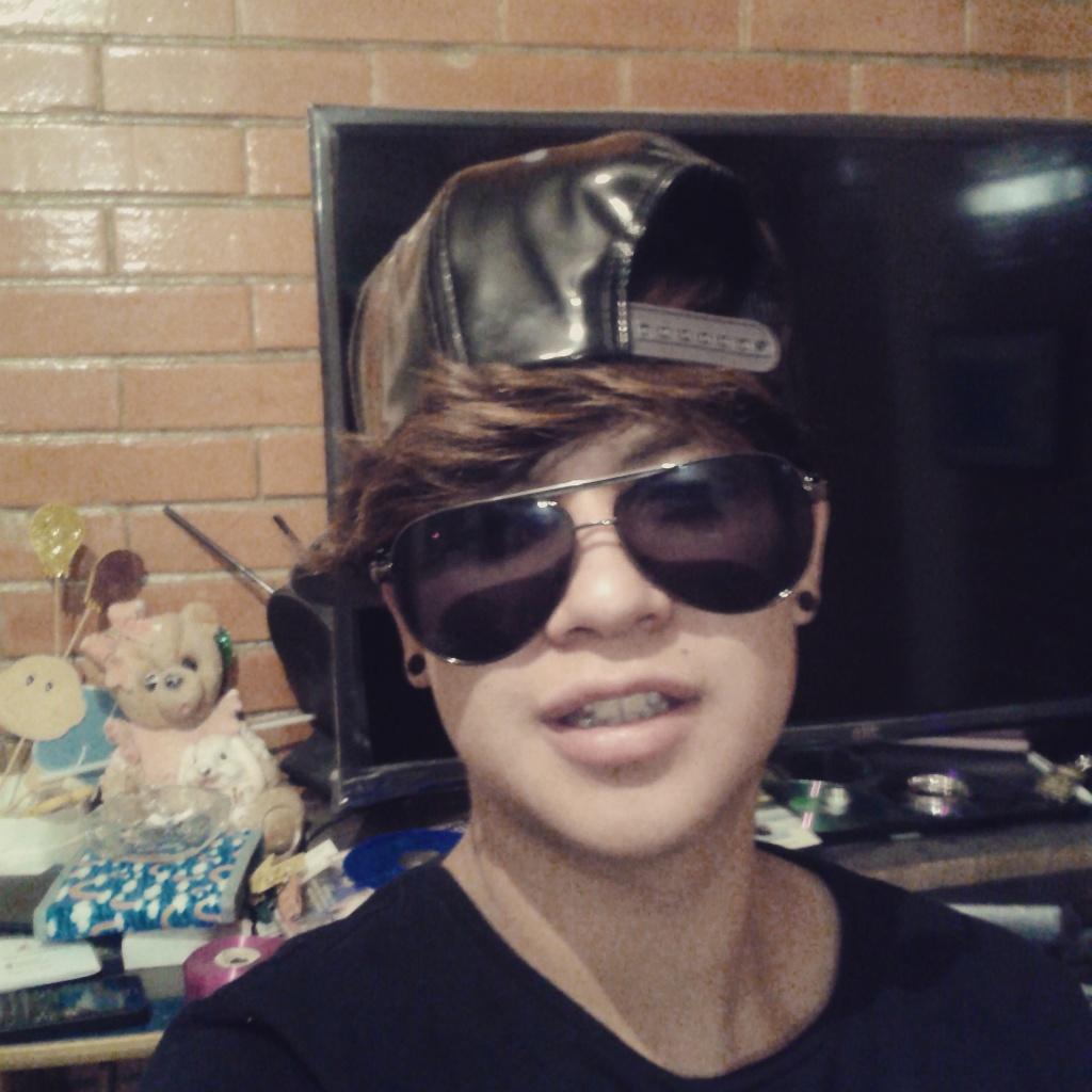 swag_andi's tweet photo. Feo •﹏• pero siempre coqueto ♡
#FelizJueves https://t.co/N18amUnwkO