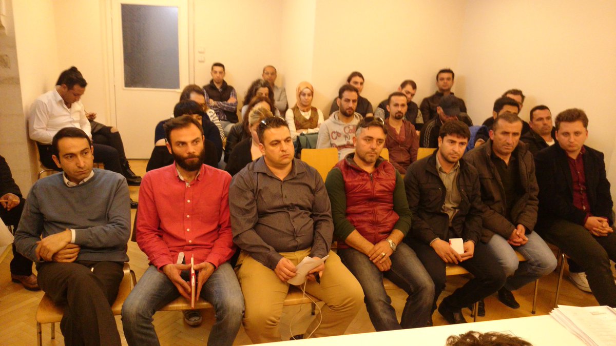 KONGEDorg's tweet photo. Uygulamalı girişimcilik kursunda, başarılı olan katılımcı arkadaşlarımıza sertifikalarını takdim ettik.
@AAlperAlv https://t.co/gCgiX8foe7