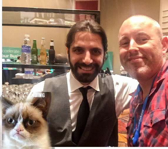 Chris2nite's tweet photo. Thank you @JonLevyTLB for the talk & the #selfie also @alexisohanian #CatAdded #acceleratebiz https://t.co/easPXlGBkH