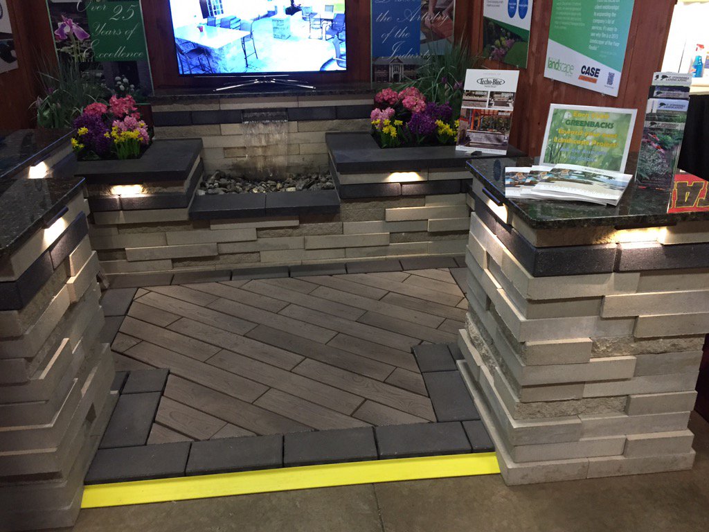 Mike Conway tweet media