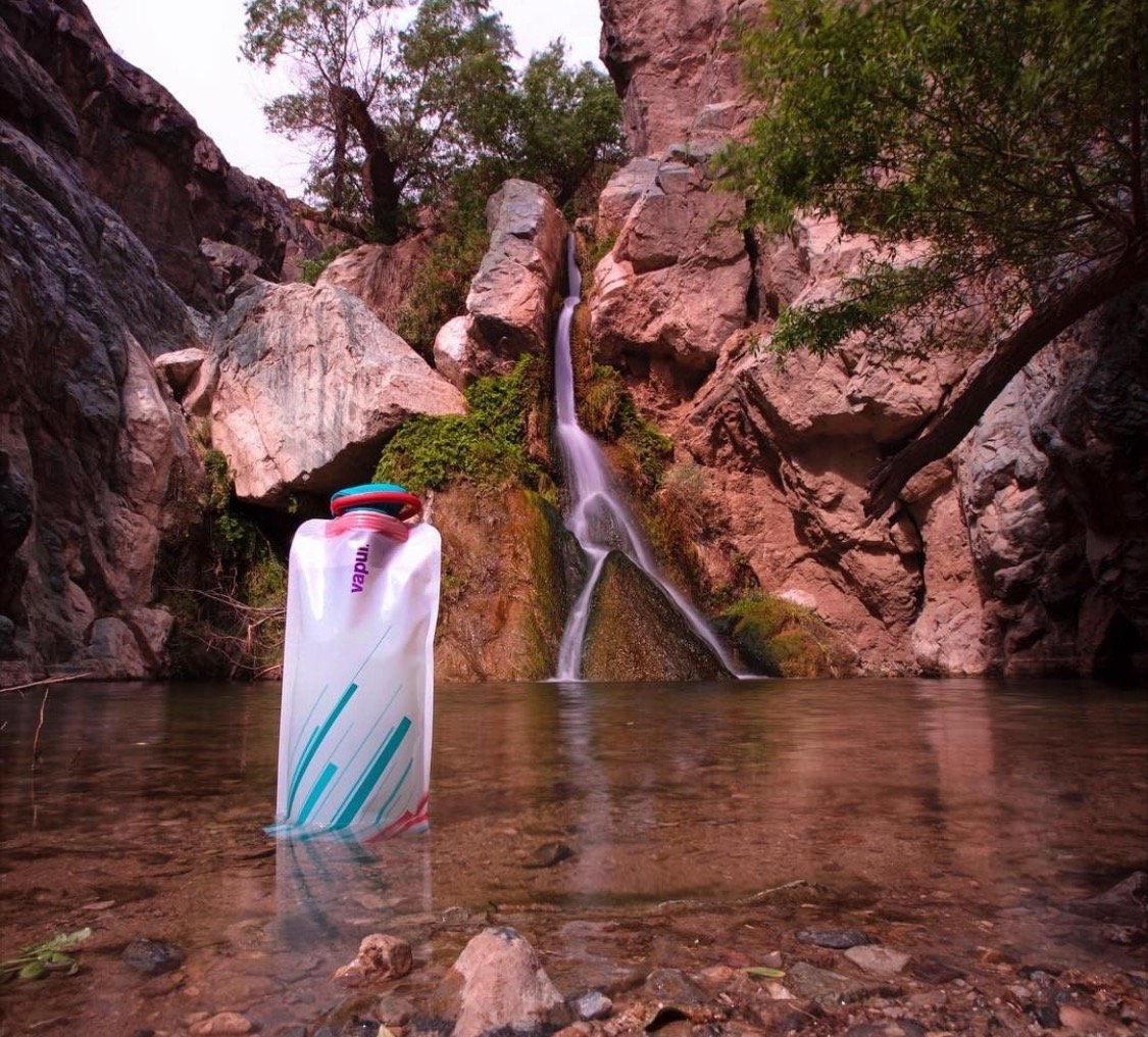 Vapur's tweet photo. Keeping #deathvalley alive.  #liveflexible #wheresvapur #vapurwaterbottle https://t.co/8WVlUKzZWh