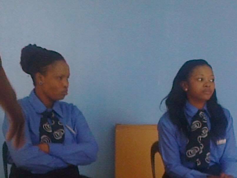 Dispatch_DD's tweet photo. Master mind 'Vusi', with his accomplices who scammed hundreds of EL people of millions https://t.co/48Ewlrb26B https://t.co/i3WP2v9xdc
