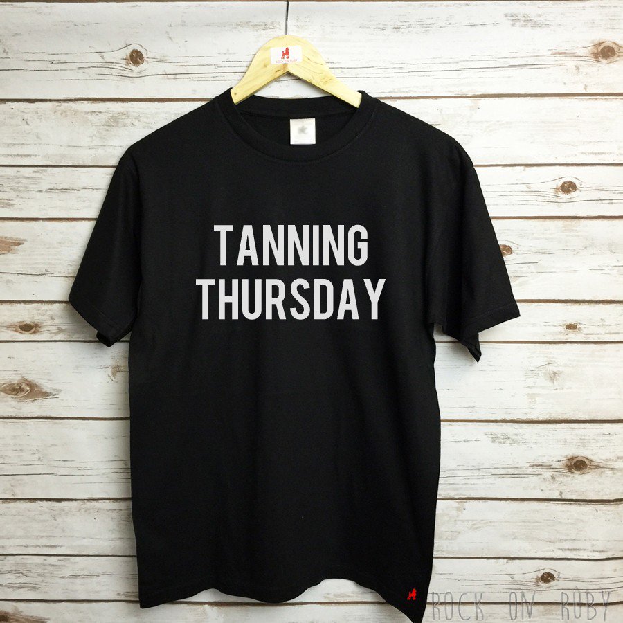 RockonrubyLtd's tweet photo. That time of the week again.. Pull out your #TanTees 👸🏾🍊☀️ #Tanqueens #fbloggers #ROR https://t.co/FAvLW8Z4MM https://t.co/gNSlLwILWv