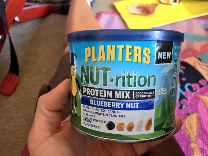 Here to help the cause bb RT @thejohnnycastle: My girl packed me these snacks for my road trip 😋 @mialelanixxx<a class="tags" href="/tag/thejohnnycastle">@thejohnnycastle</a><a href="/tag/elepantintheroom"class="tags"><span>#elepantintheroom</span></a>