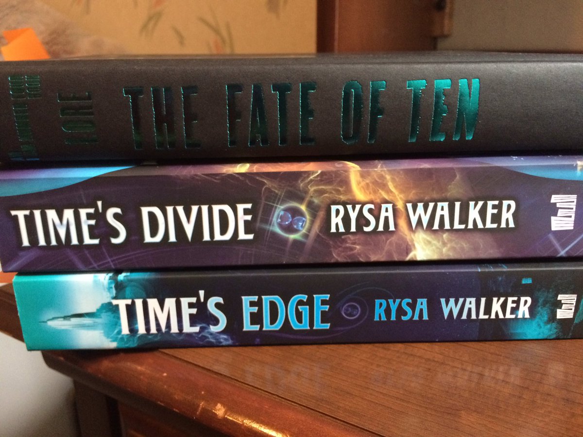 klin2162's tweet photo. I got books for Easter!!! https://t.co/AcIpZPNpRv
