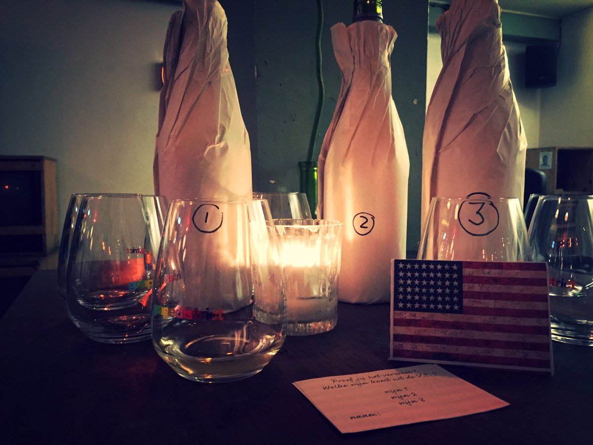 Grapedistrict's tweet photo. Raad de Amerikaanse Chardonnay! #blindproeven #watchingbottleshock #kriterion https://t.co/y78hnRlVvx