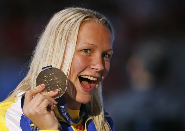 RaiSport's tweet photo. #Nuoto
La svedese #Sjostrom sfiora il record dei #100farfalla
A #Stoccolma arriva a 4/100 dal suo primato (55"72) https://t.co/Chhwo80OUr