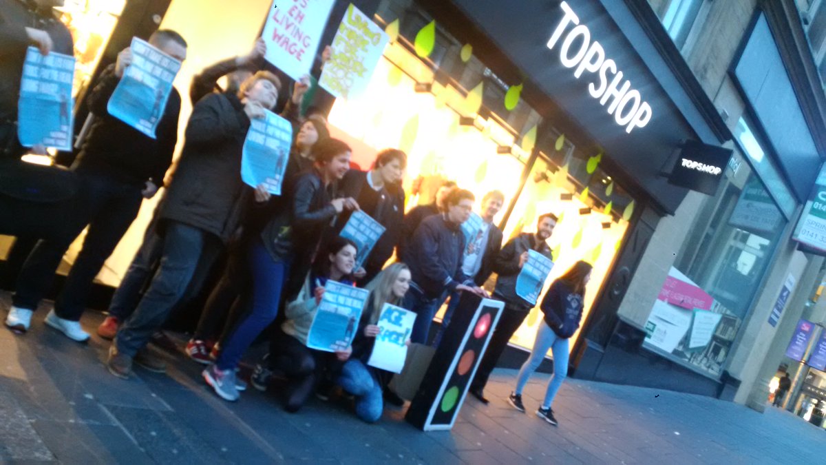 Jenmccarey's tweet photo. Topshop Zara and NewLook all getting the red light @betterthanzero #AgeRage https://t.co/0WheBH5Gwf