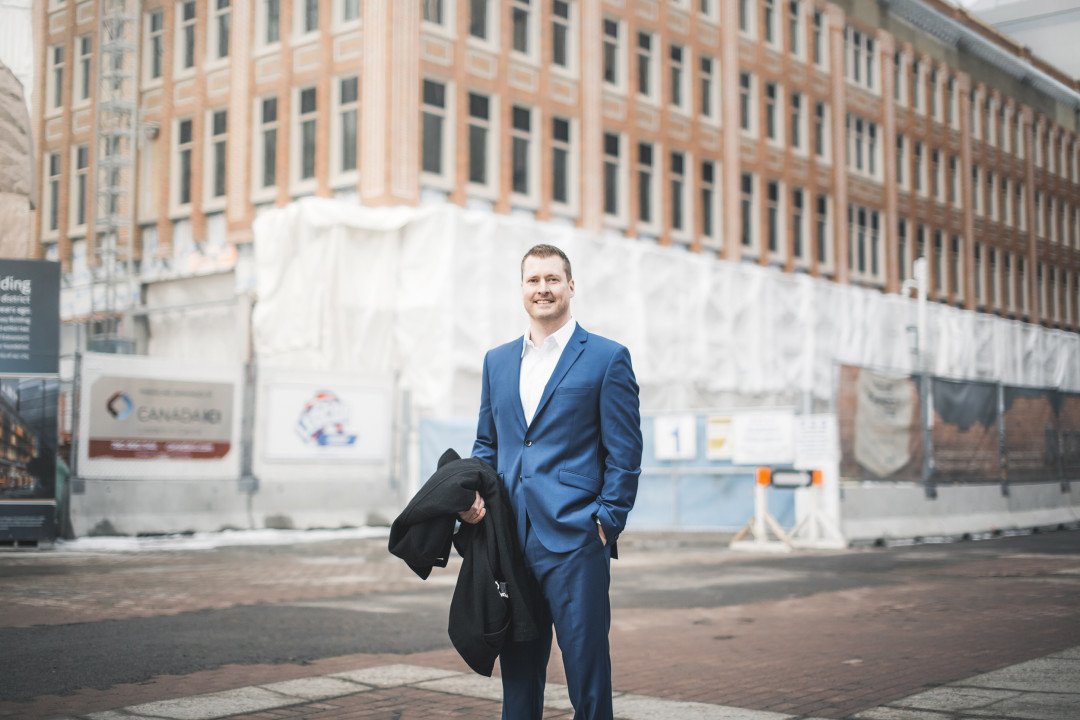 This is a great profile of <a href="/sharpatwork/">Michael Sharp</a> from <a href="/YEG_people/">YEG People</a>! 👏

yegpeople.com/michael-sharp/
