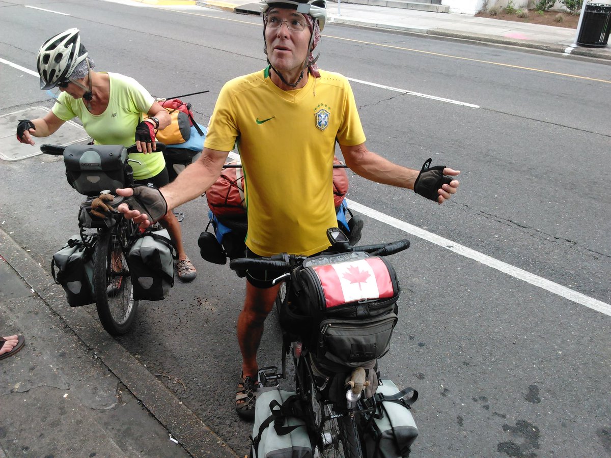 DefiGoFetch's tweet image. Ce couple #pédale en #vélo depuis 22 mois. #questattend #oui #perou #chili #mexique #usa #canada #sharedenvelomonde