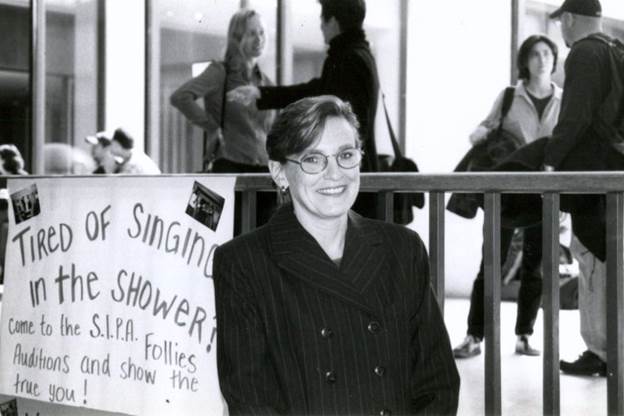 ColumbiaSIPA's tweet photo. #ThrowbackThursday to the late 90's at SIPA! Featuring Dean Anderson (now prof. at SIPA) and Follies! #TBT #SIPAtbt https://t.co/L03mHL4D5W