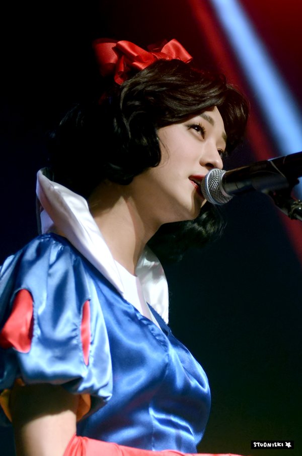 kbandpics's tweet photo. Jung Joon Young ♪ Vocalist &amp; Guitarist ♪ JJY Band https://t.co/8w4g2TAAH2