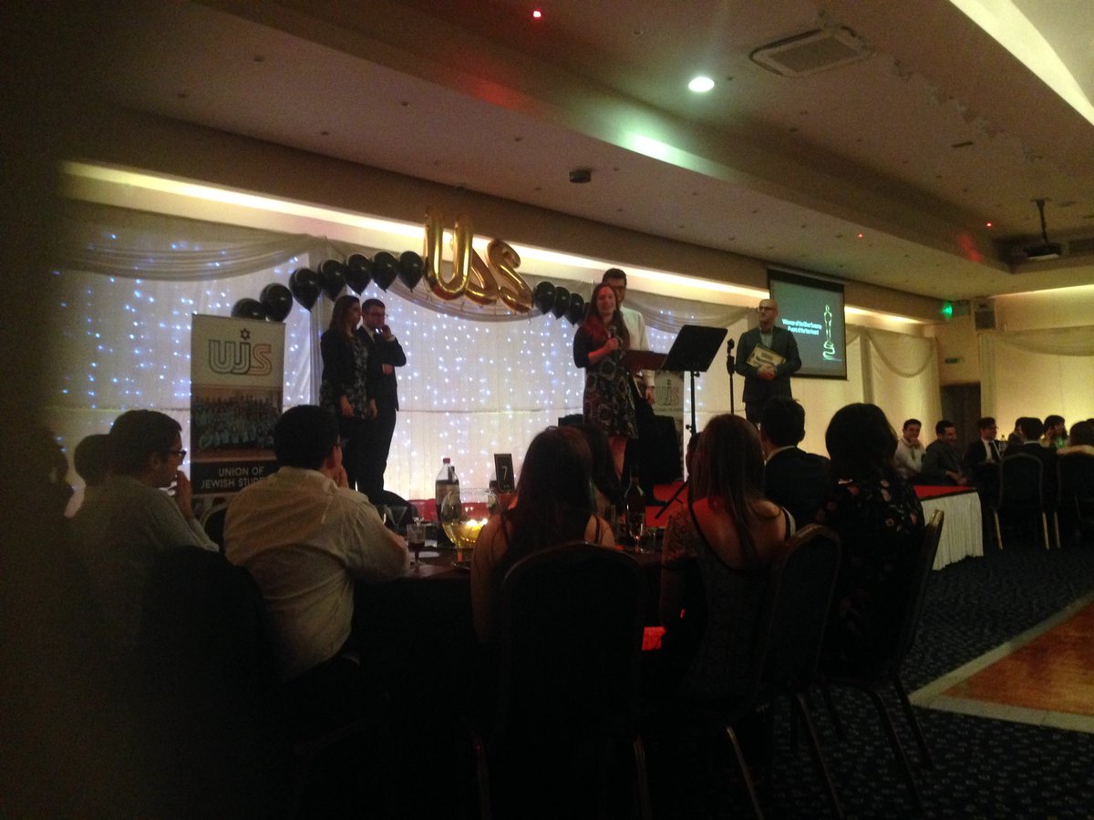 Lee_UJS's tweet image. #UJSstudentawards16 awards now in progress #winning