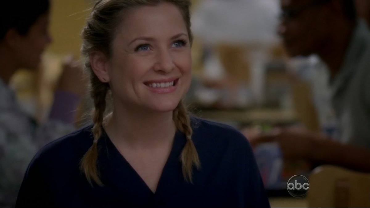 duchovlet's tweet image. YEAH! Arizona braids in #SuicideIsPainless #GreysAnatomy Happy contrast to Owen story @JessicaCapshaw @MelaniesHair