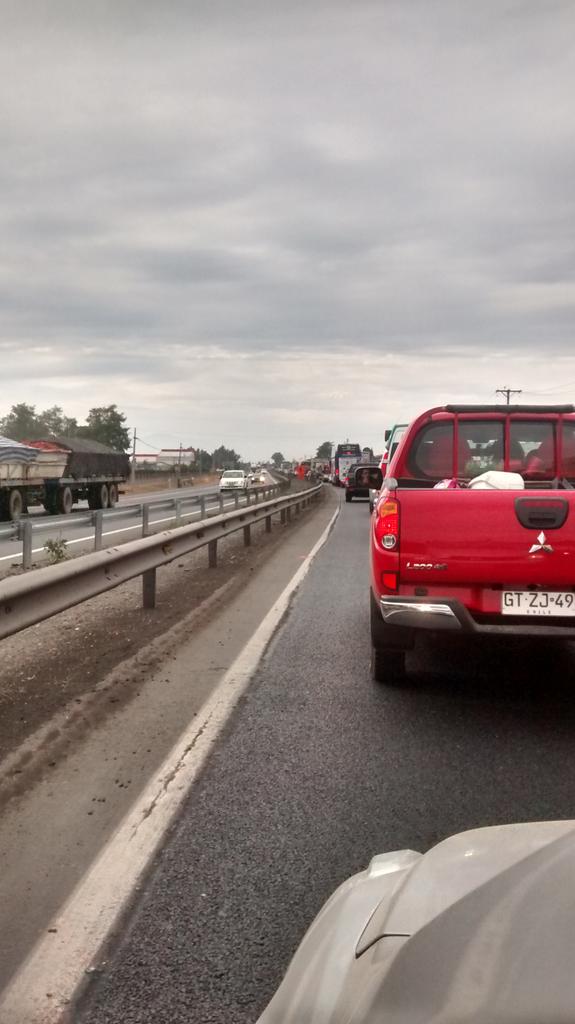 rdohidalgo's tweet photo. Tremendo taco en  Requinoa @Red_OHiggins @reddeemergencia https://t.co/yWmn6CeJn1