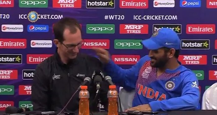 BrokenCricket's tweet photo. Let's end the India's world cup campaign with these lovely moments! https://t.co/R1oOG5mMnR
