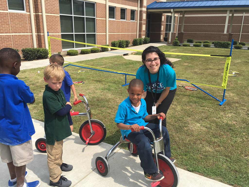 Angelica_Pala's tweet photo. Jump rope for heart celebration! https://t.co/Q8xsIahemg