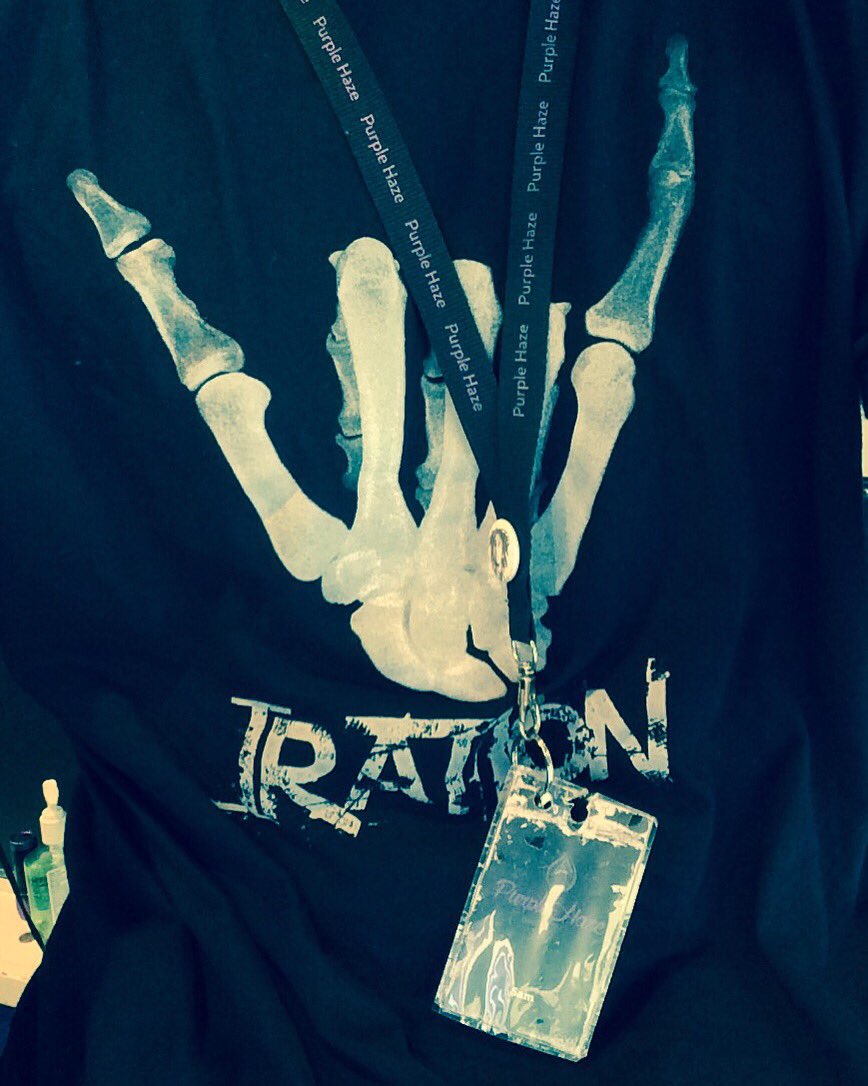 purplehazellc1's tweet photo. Always good vibes here at Purple Haze! @Iration #purple #haze #irators #ganja #wedenesday #goodvibes #spring #yee☀️😎 https://t.co/7zQzC1PRsy