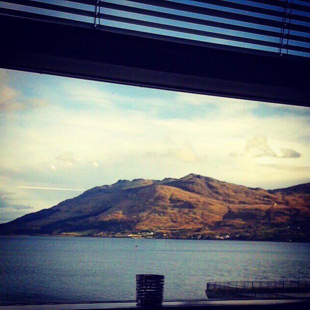 theblackieboys's tweet photo. One very BIG perk of joining #Belfasthour is winning prizes like this @BalmoralW One word #AMAZING 😎👍🏼#DigitalDNA https://t.co/t52omjOJmU