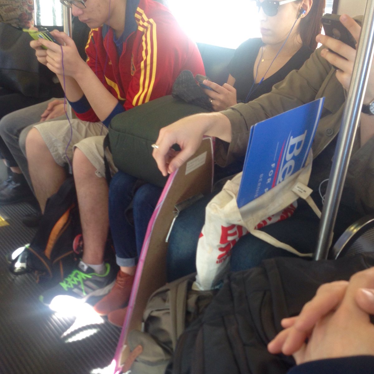 kPaschalls's tweet photo. Feeling the bern and the burn. Bernie on the bus and beach bums in March. Happy spring Vancouver! https://t.co/db6XThegfJ