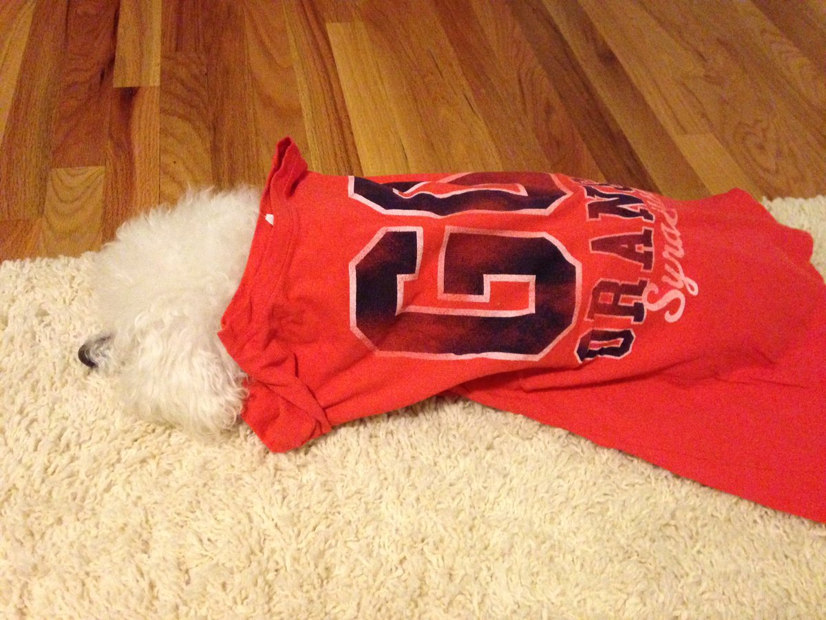 laurelvwhite's tweet photo. Pumped for the game #CuseNation https://t.co/2GPrwUu4jD