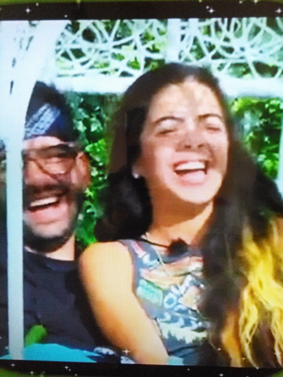 laurauy211's tweet photo. Las risas mas autenticas de GHUS @dante_delch @IselisADguez #Dantepicante #Nerdnasty https://t.co/k9XY2jGmRh