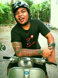 Happy birthday abangg... Mg panjang umur n terus temenin kami..